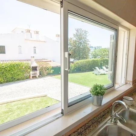 Anna * Αλμπουφέιρα