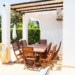 Anna בית נופש אלבופיירה