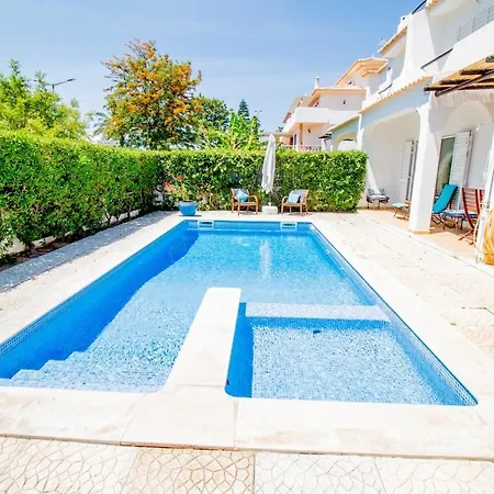 Anna Албуфейра